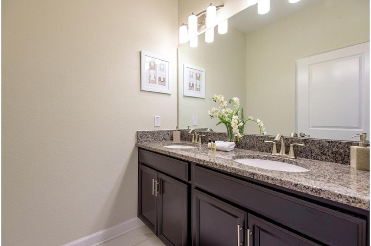 Four-Bedroom Townhome Kissimmee ออร์ลันโด ภายนอก รูปภาพ
